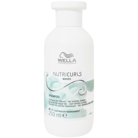 Wella Nutricurls Waves Shampoo - szampon do włosów falowanych z olejkiem jojoba, 250ml